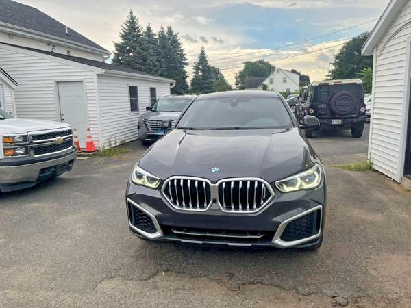 2023 BMW X6 xDrive40i
