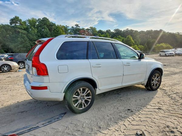2013 VOLVO XC90