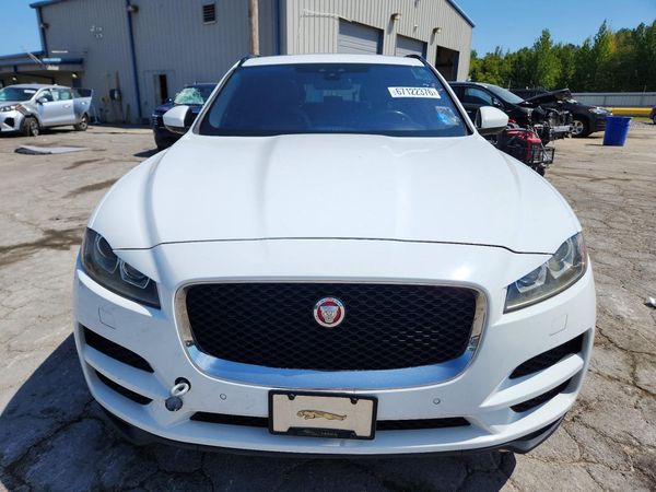 2017 JAGUAR F-PACE Prestige — DIRF