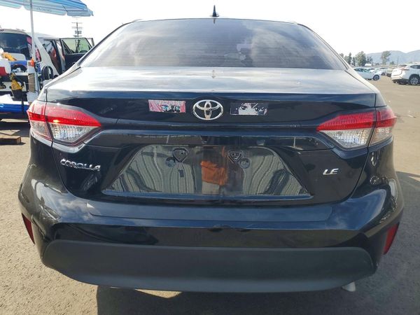 2025 TOYOTA COROLLA