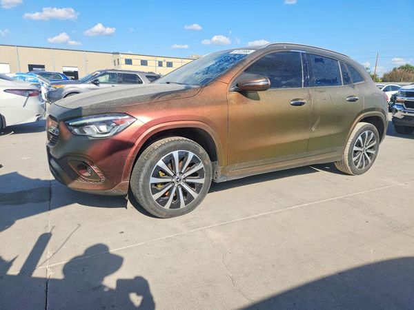 2021 MERCEDES-BENZ GLA