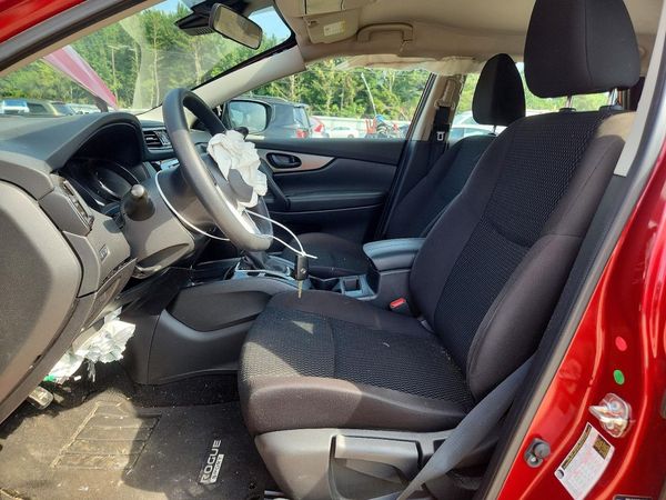 2021 NISSAN ROGUE SPORT SV