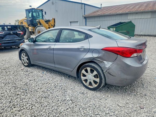 2013 HYUNDAI ELANTRA