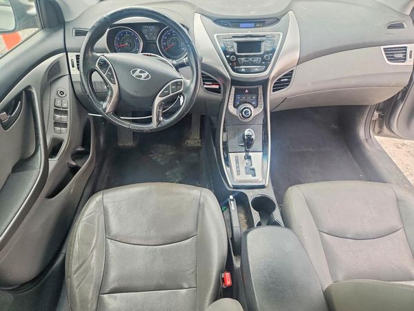 2013 HYUNDAI ELANTRA