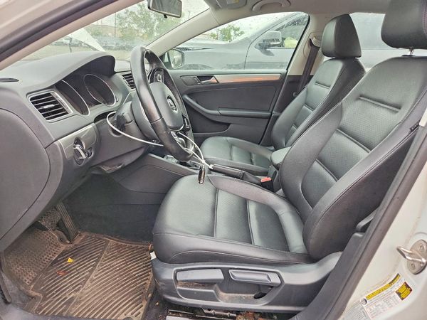 2017 VOLKSWAGEN JETTA