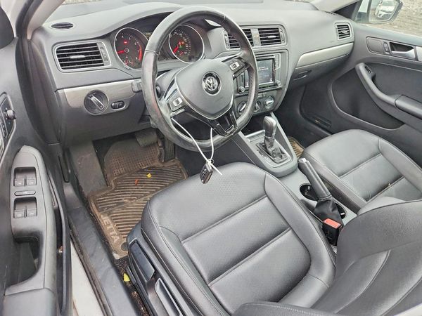 2017 VOLKSWAGEN JETTA