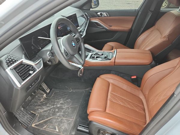 2026 BMW X6