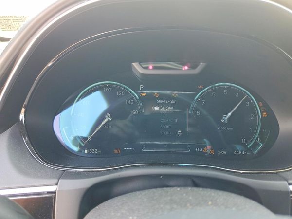 2025 GENESIS GV70