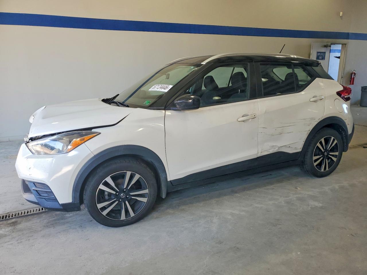 2019 NISSAN KICKS