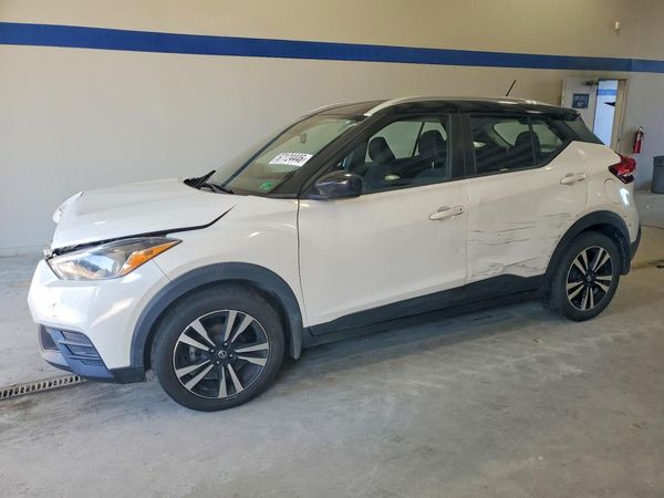 2019 NISSAN KICKS