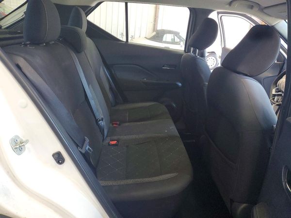 2019 NISSAN KICKS