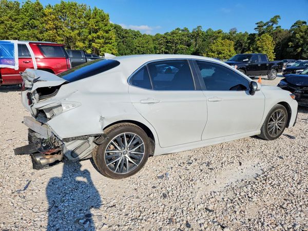 2022 TOYOTA CAMRY
