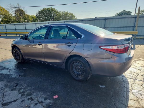 2016 TOYOTA CAMRY