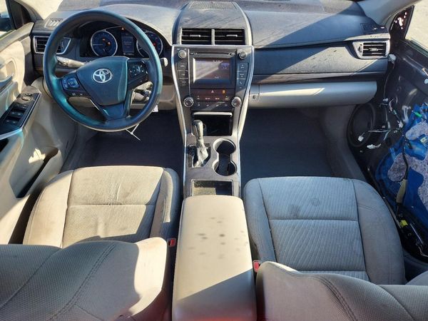 2016 TOYOTA CAMRY