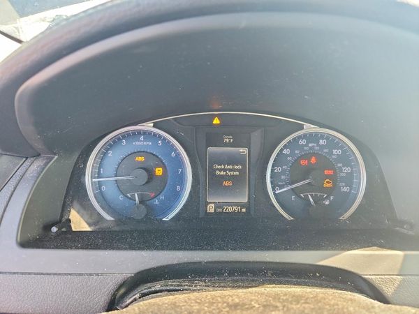2016 TOYOTA CAMRY