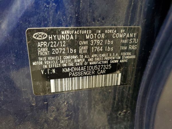 2013 HYUNDAI ELANTRA