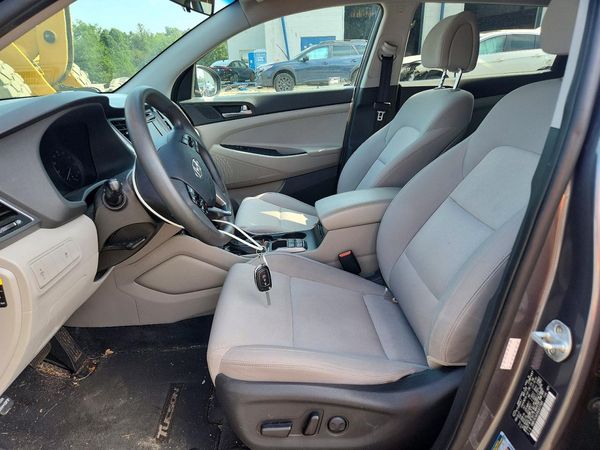 2017 HYUNDAI TUCSON