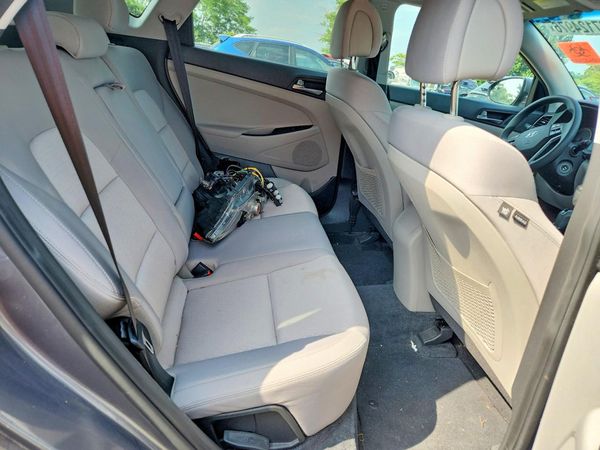 2017 HYUNDAI TUCSON