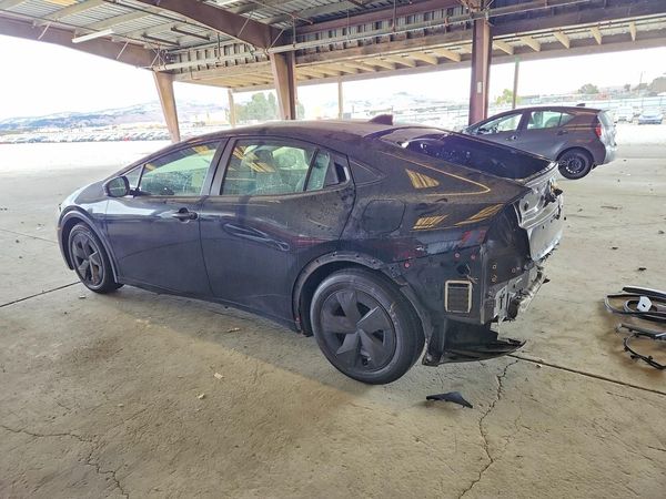 2023 TOYOTA PRIUS