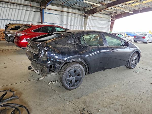 2023 TOYOTA PRIUS