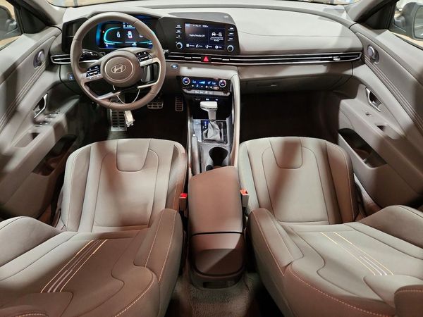 2026 HYUNDAI ELANTRA