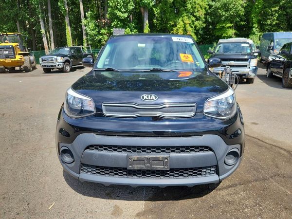 2019 KIA SOUL Base