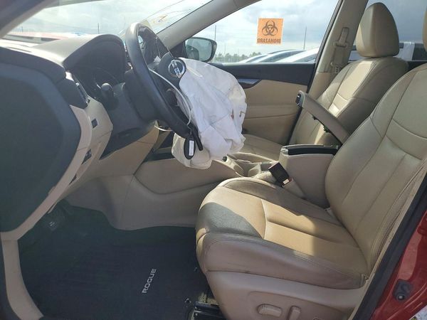 2018 NISSAN ROGUE