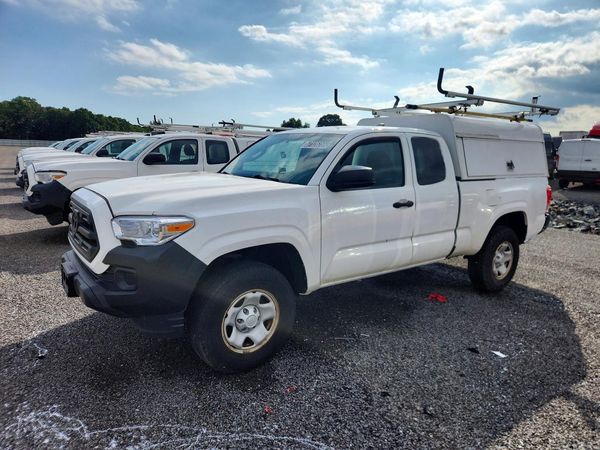 2016 TOYOTA TACOMA SR/SR5