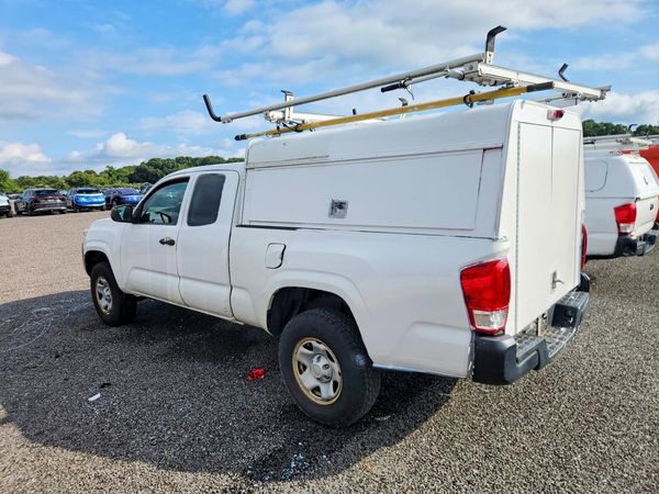 2016 TOYOTA TACOMA SR/SR5