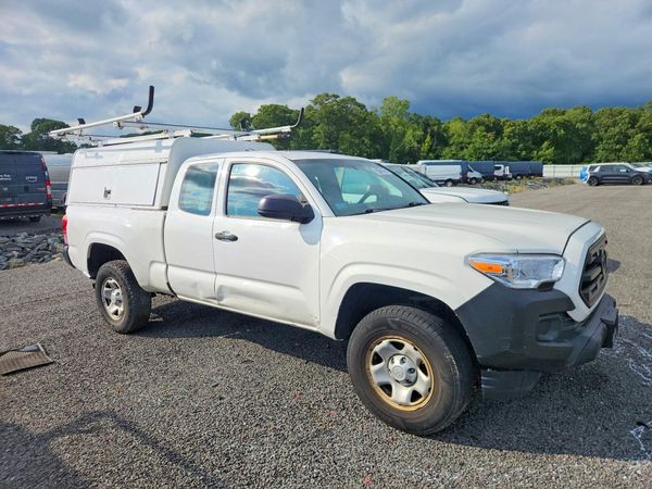 2016 TOYOTA TACOMA SR/SR5