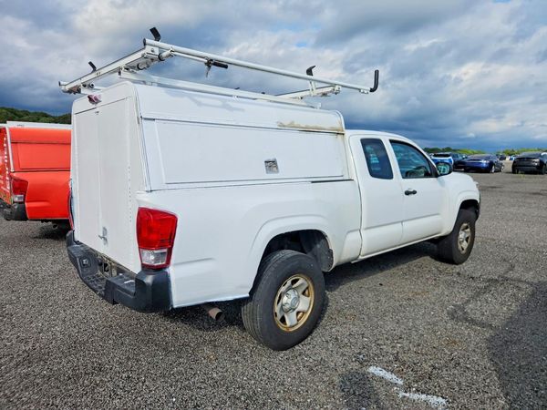 2016 TOYOTA TACOMA SR/SR5
