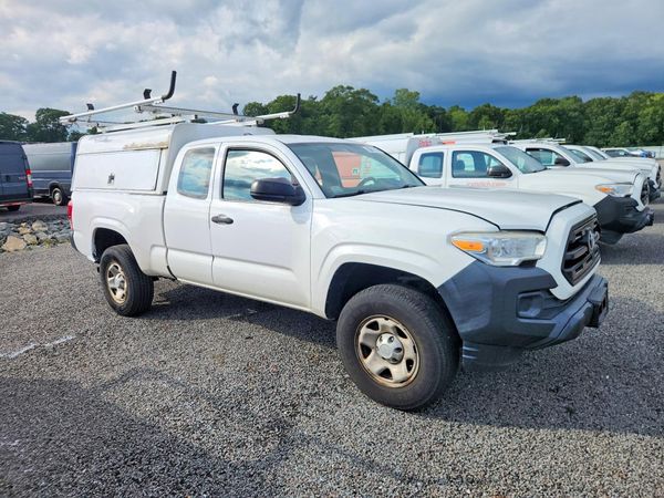 2016 TOYOTA TACOMA SR/SR5