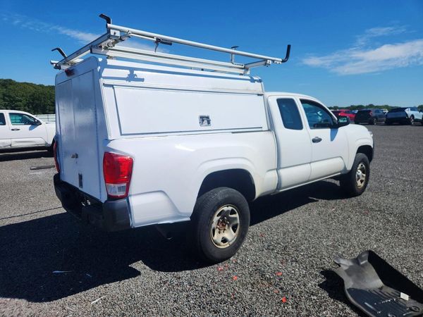 2016 TOYOTA TACOMA SR/SR5
