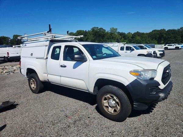 2016 TOYOTA TACOMA SR/SR5