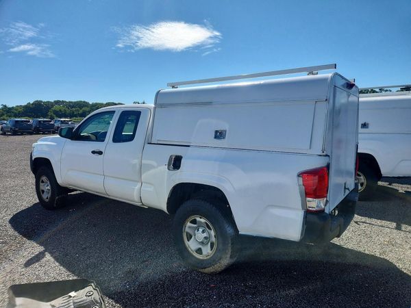 2016 TOYOTA TACOMA SR/SR5