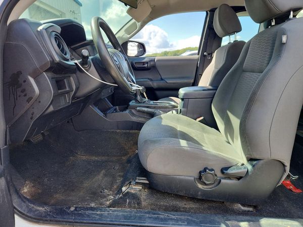 2017 TOYOTA TACOMA SR/SR5 — DENT