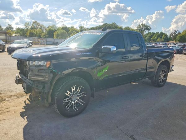 2019 CHEVROLET SILVERADO LT — Front 3/4