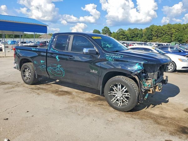2019 CHEVROLET SILVERADO LT — Passenger 3/4