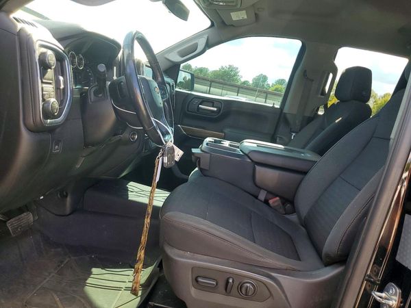2019 CHEVROLET SILVERADO LT — DENT