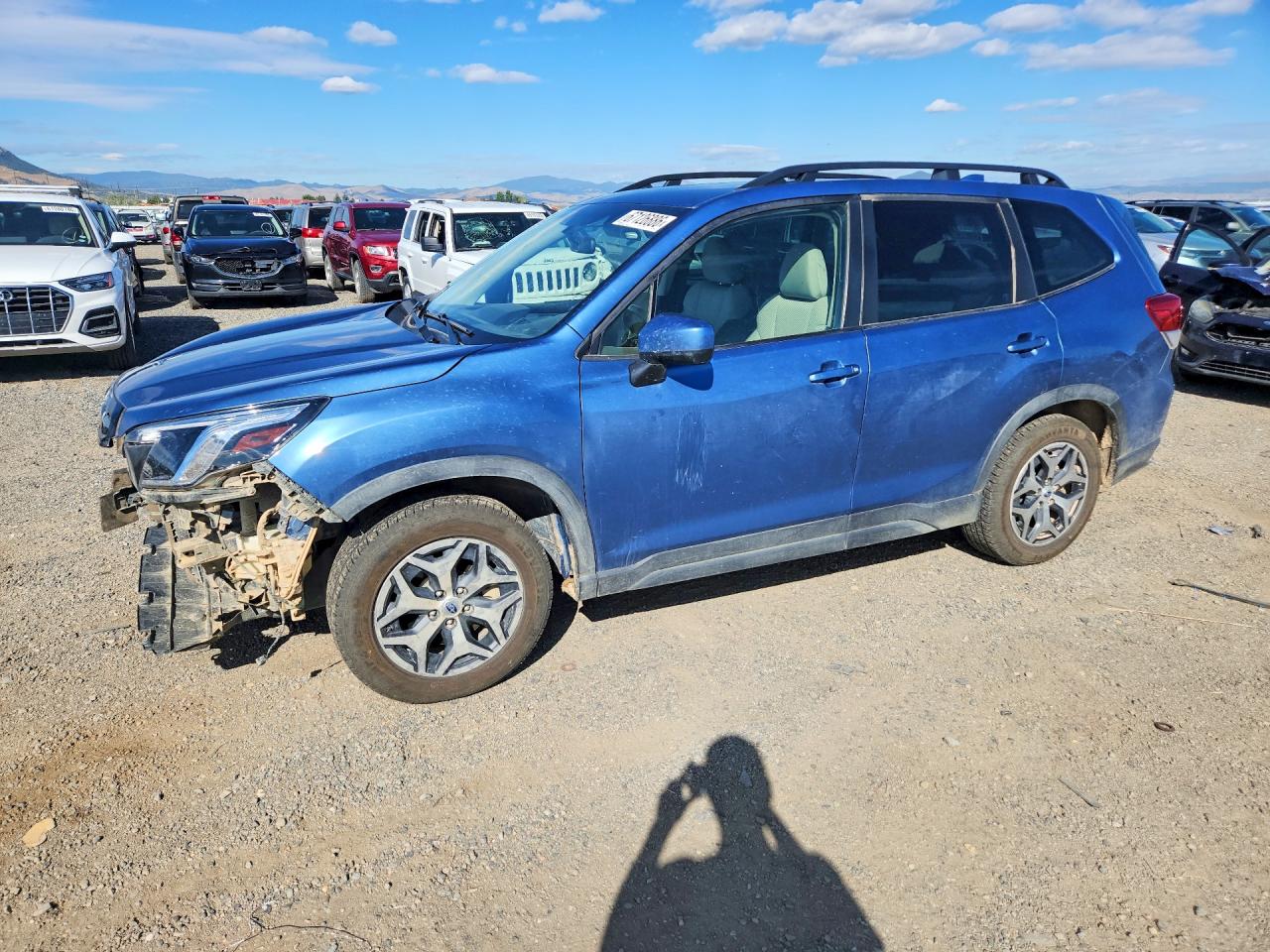 2022 SUBARU FORESTER