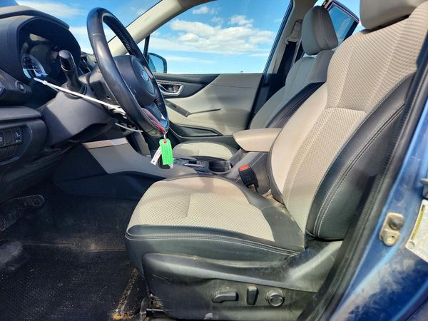 2022 SUBARU FORESTER