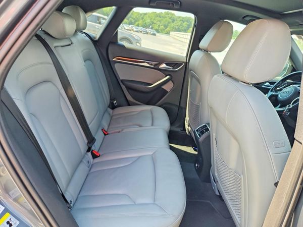 2017 AUDI Q3