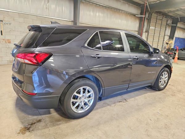 2022 CHEVROLET EQUINOX LS