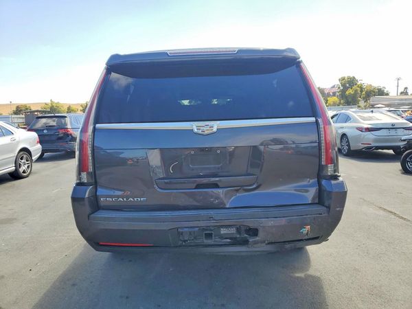 2017 CADILLAC ESCALADE ESV Premium Luxury