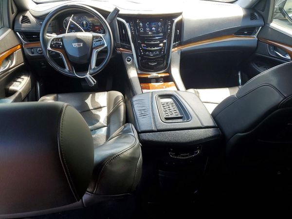 2017 CADILLAC ESCALADE ESV Premium Luxury