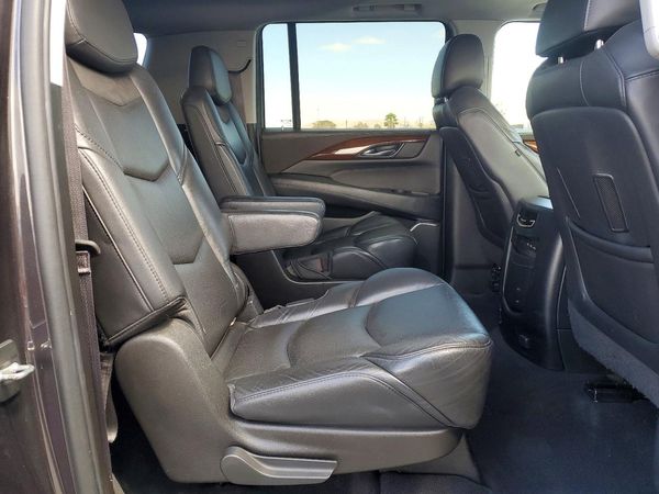 2017 CADILLAC ESCALADE ESV Premium Luxury