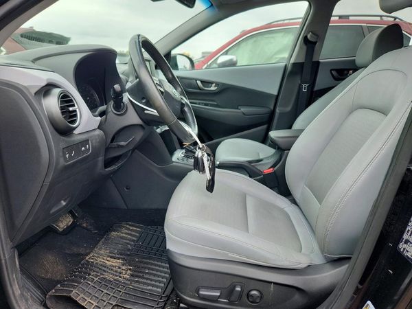 2021 HYUNDAI KONA Limited