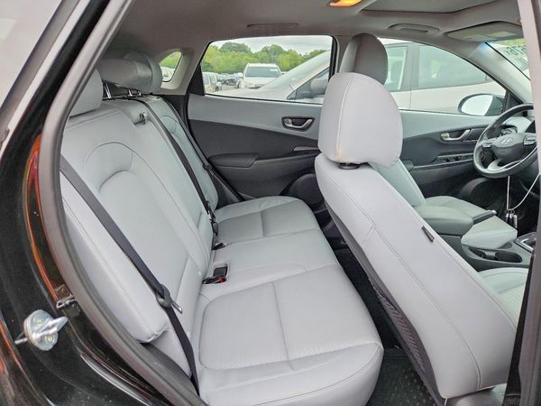 2021 HYUNDAI KONA Limited