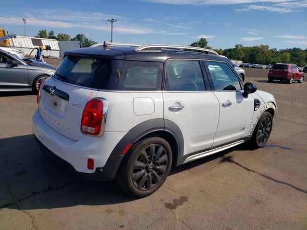 2017 MINI COOPER