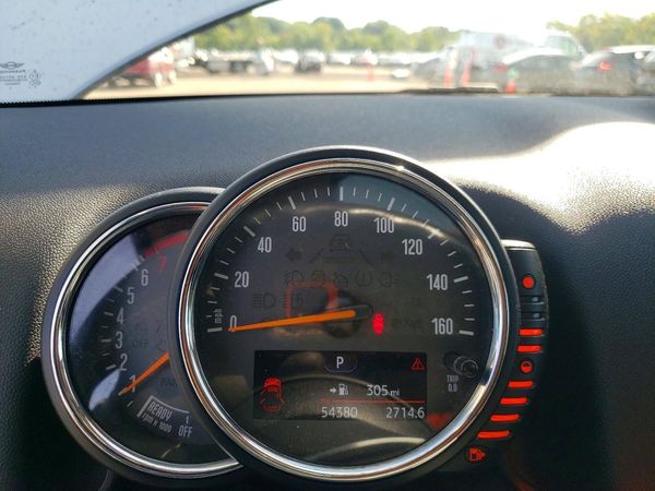 2017 MINI COOPER